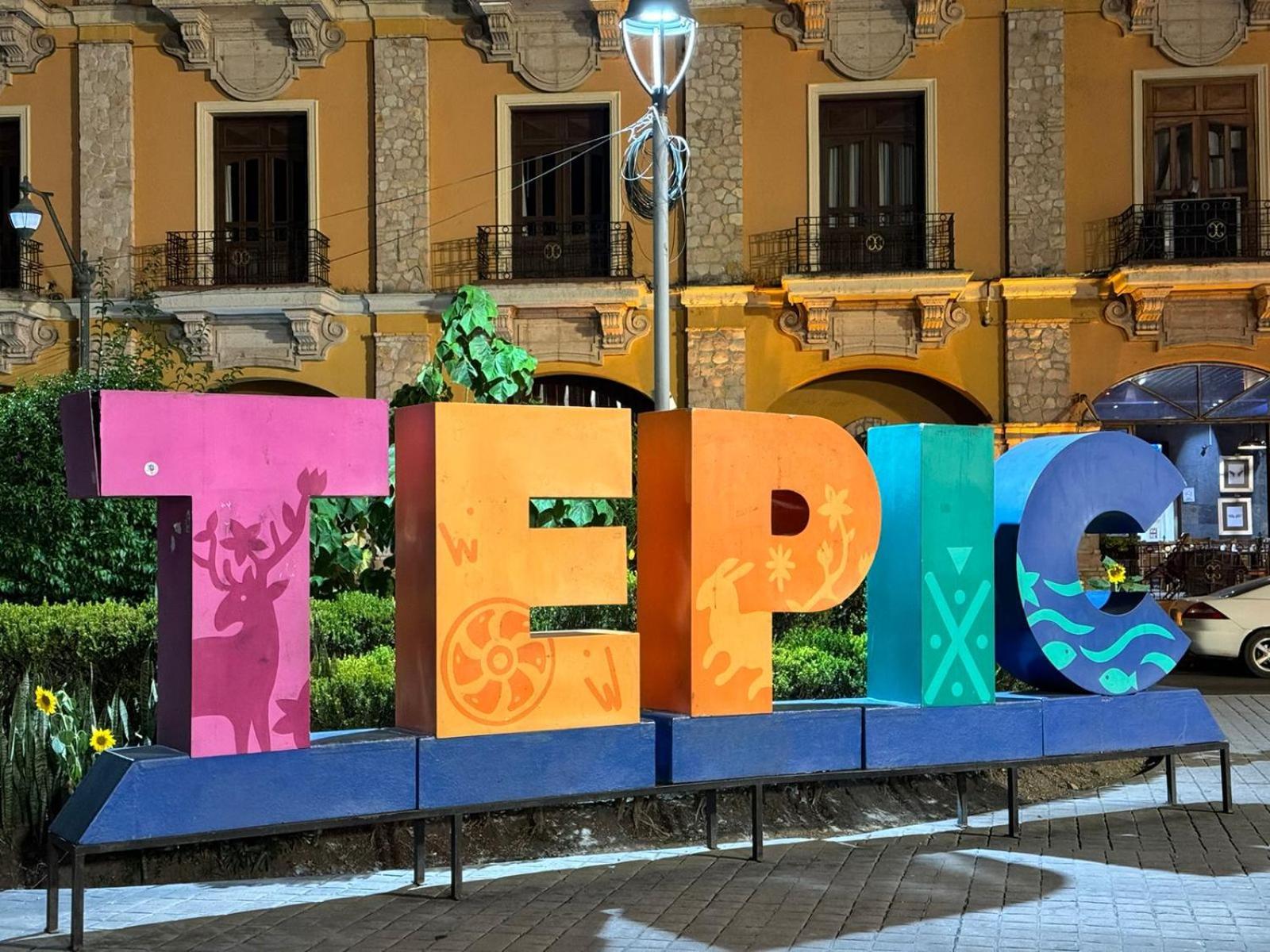 Hotel El Mexicano Tepic Centro Экстерьер фото