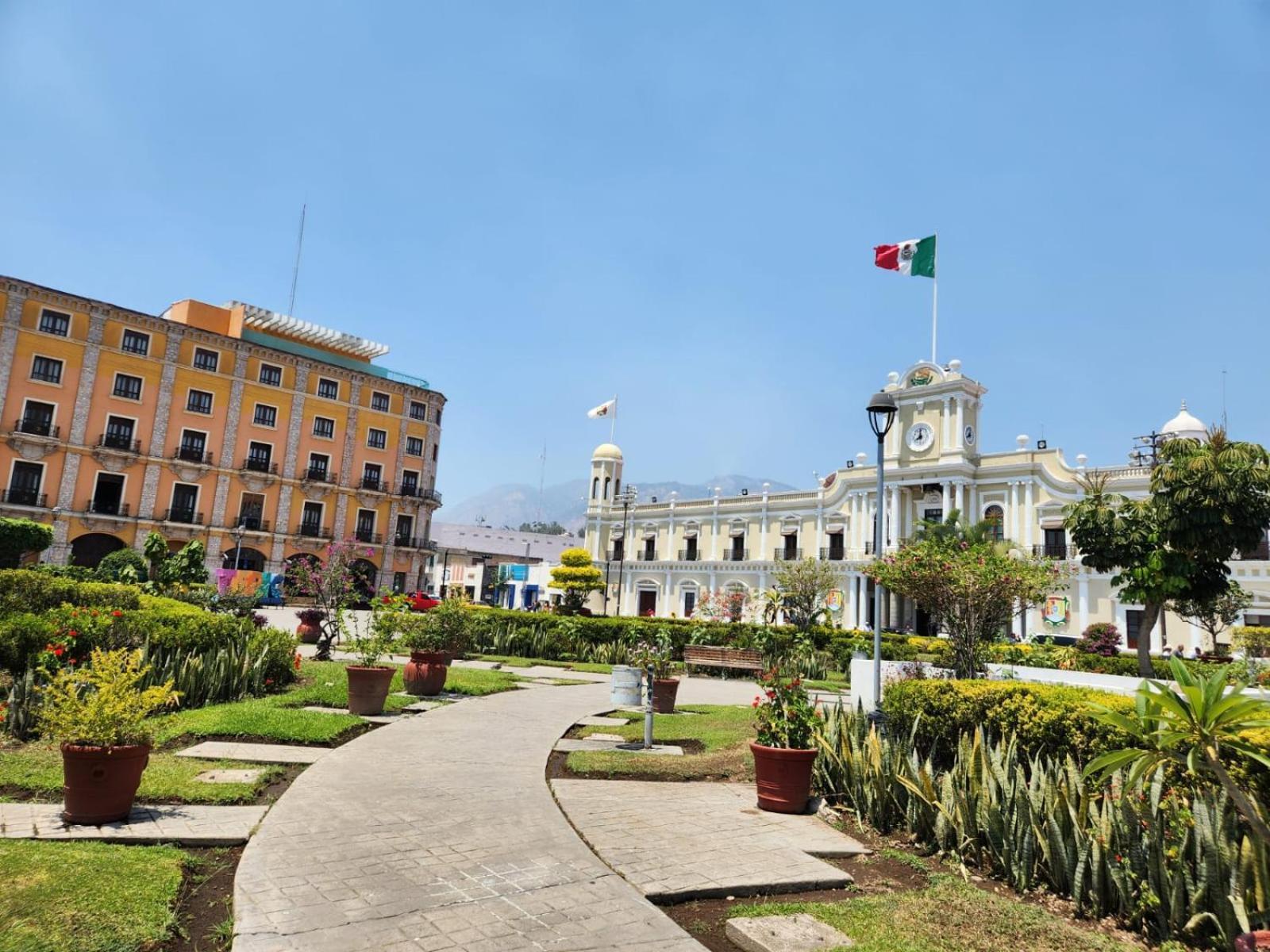 Hotel El Mexicano Tepic Centro Экстерьер фото